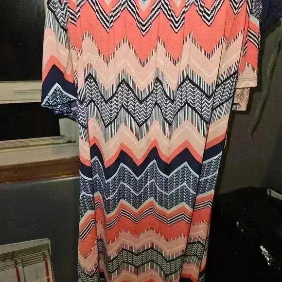 Three Pink Hearts - Picture 2 of 14